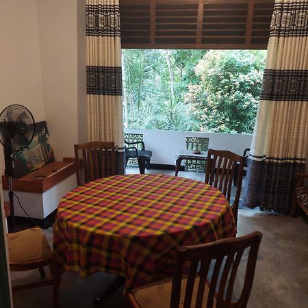 Handy House Apartment Hikkaduwa Ngoại thất bức ảnh